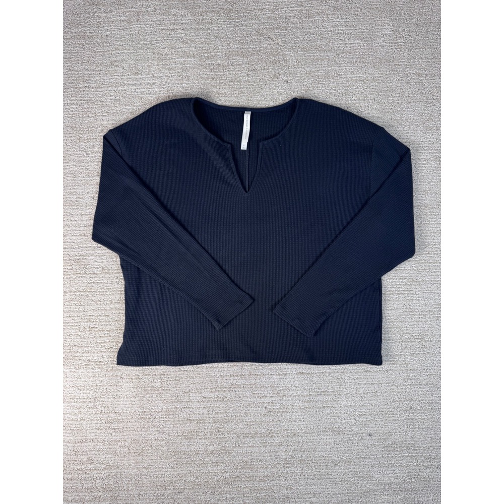 The Group by Babaton Waffle Knit Split Neck Top Navy Blue Small 82901